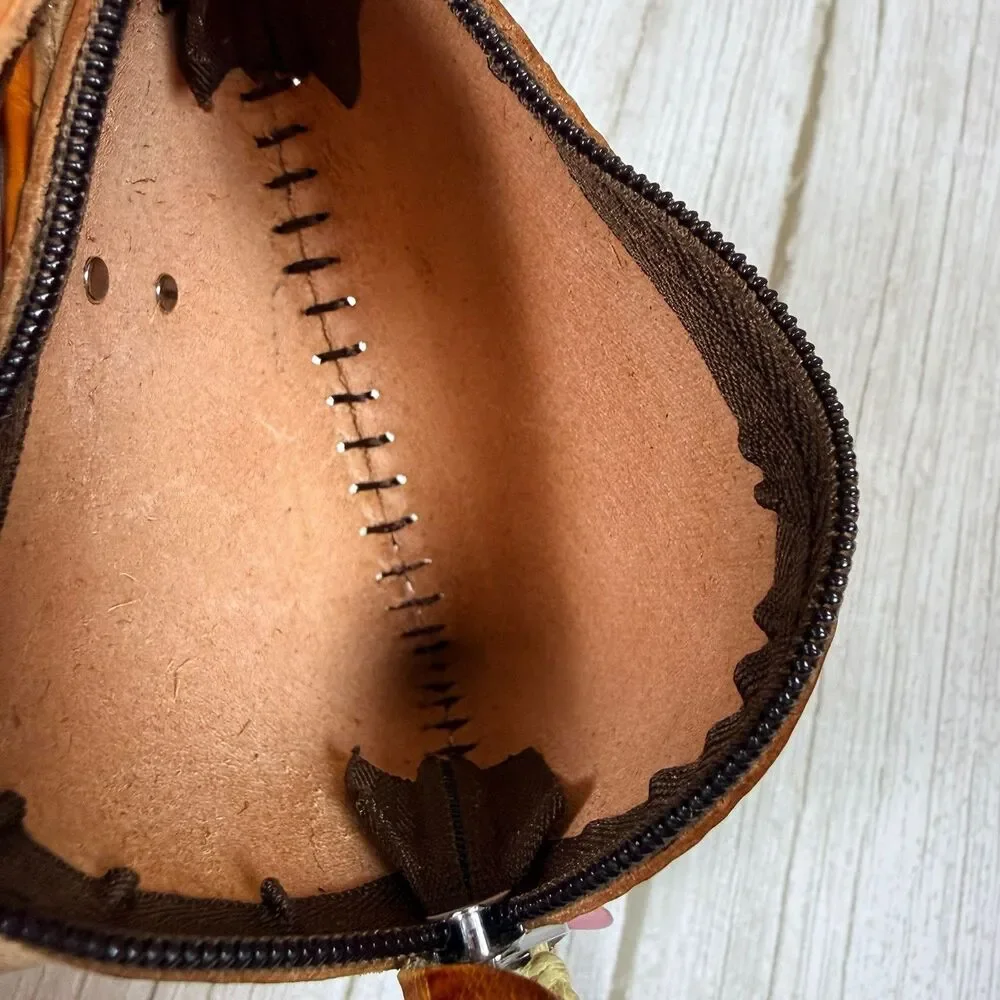 Dog Puppy Wristlet Purse Hawaiian Lei Zipper Brown Leather Small Child Coin Bag
